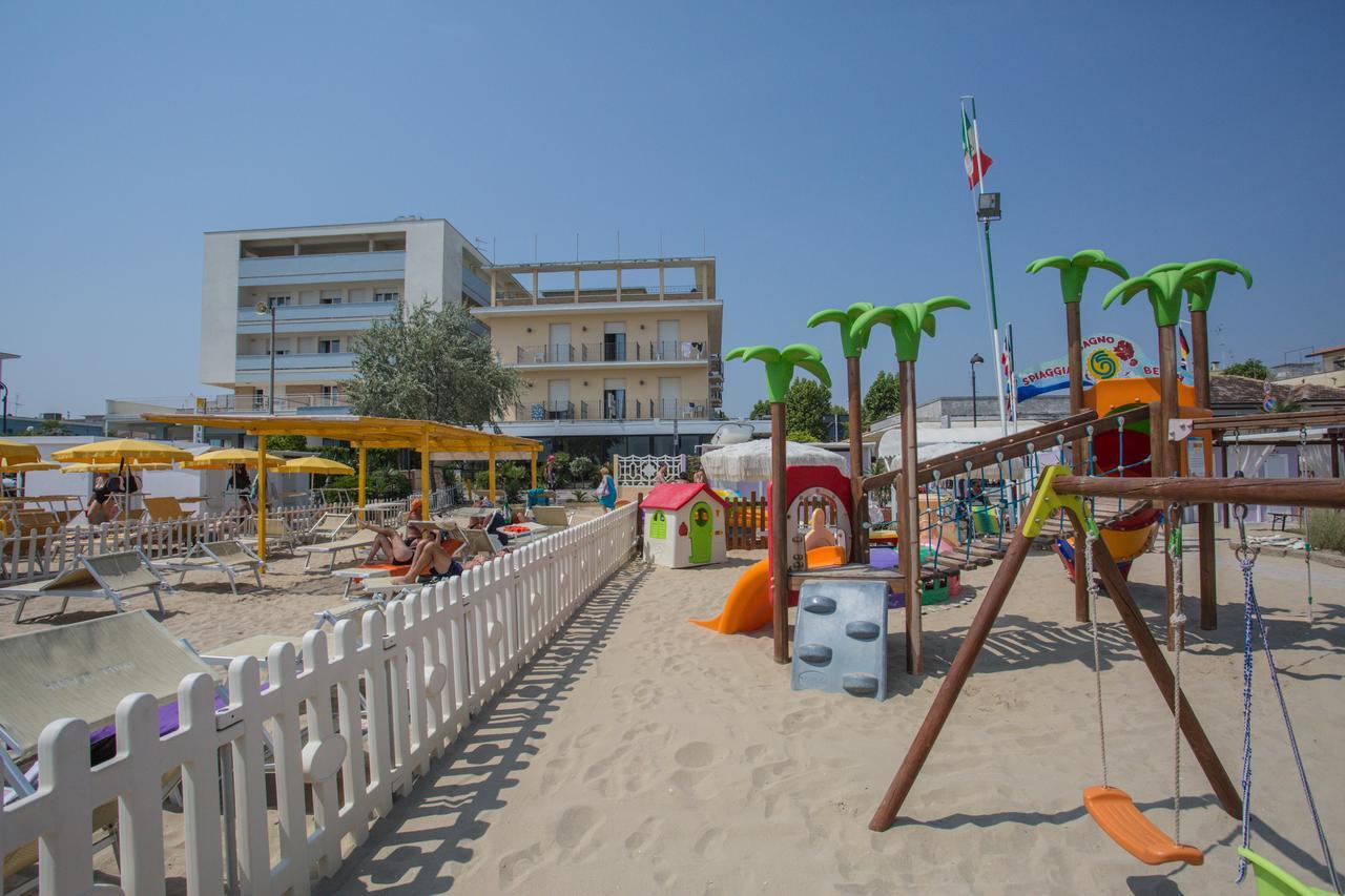 Hotel Deanna Bellaria-Igea Marina Eksteriør bilde