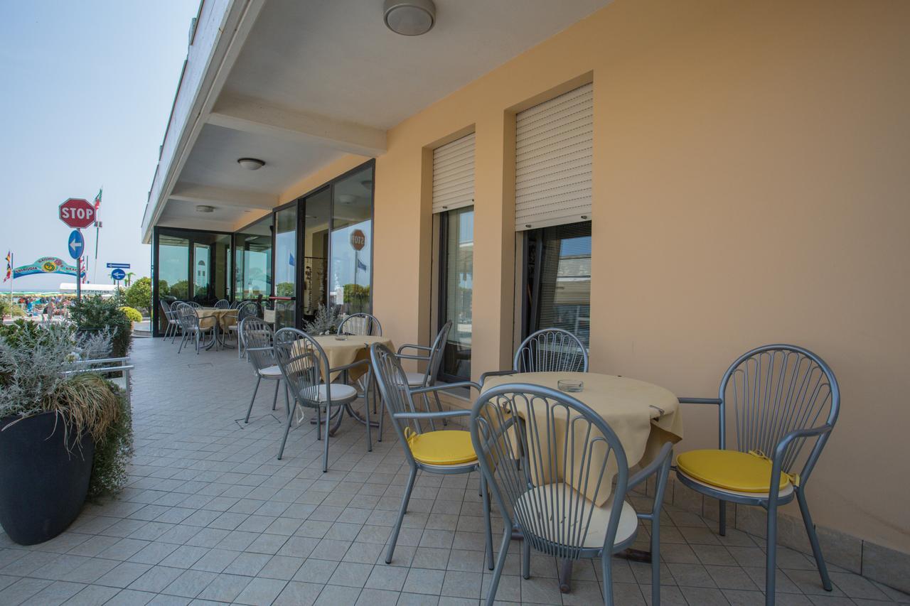 Hotel Deanna Bellaria-Igea Marina Eksteriør bilde